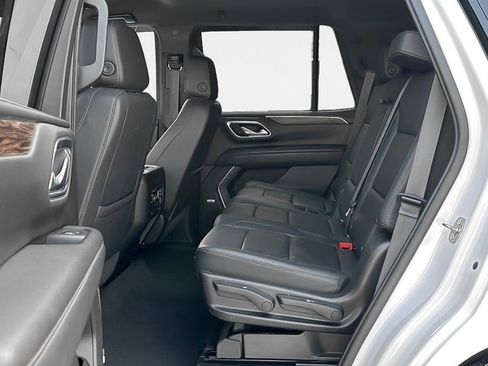 Used 2021 Chevrolet Tahoe LT image 13