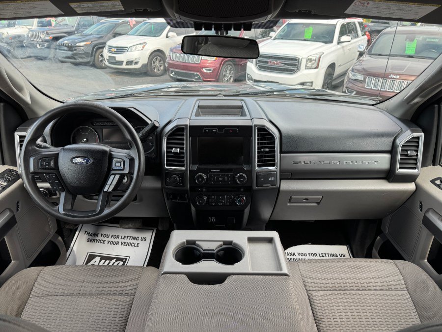 Used 2018 Ford F250 XLT w/ XLT Premium Package AWD/4WD image 20