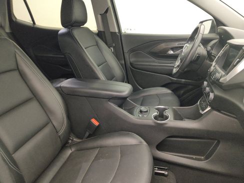 Used 2022 GMC Terrain SLT FWD image 21