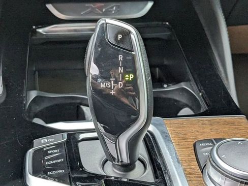 Used 2019 BMW X4 xDrive30i w/ Driving Assistance Package AWD/4WD image 24
