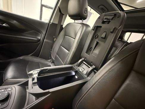 Used 2018 GMC Terrain SLT w/ Preferred Package AWD/4WD image 41