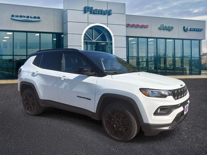 Used 2024 Jeep Compass Latitude w/ Sun and Sound Group