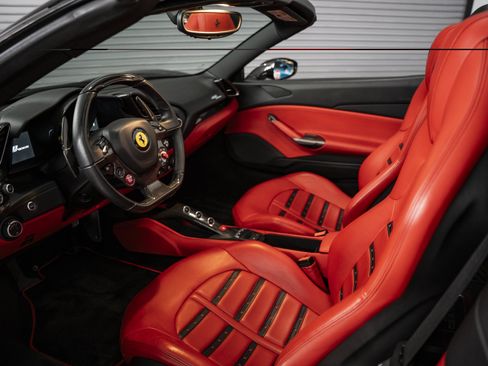 Used 2016 Ferrari 488 Spider RWD image 29