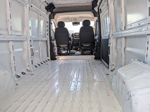 Used 2023 RAM ProMaster 2500 FWD image 11