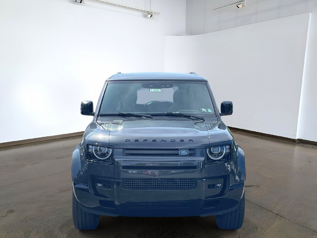 New 2026 Land Rover Defender 130 V8 AWD/4WD image 2