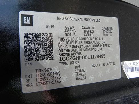 Used 2020 Chevrolet Express 3500 3500 w/ Driver Convenience Package image 23