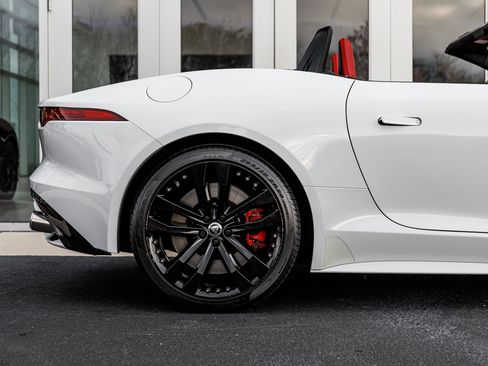 Used 2024 Jaguar F-TYPE R-Dynamic image 19