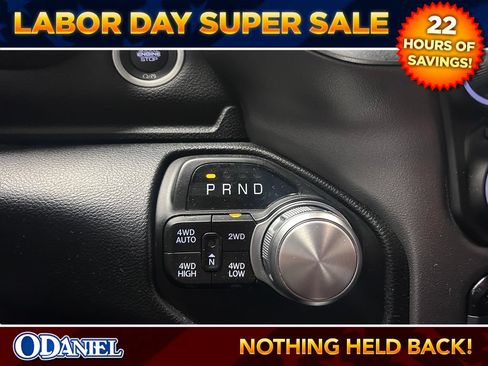 Used 2022 RAM 1500 Laramie w/ Sport Appearance Package AWD/4WD image 17