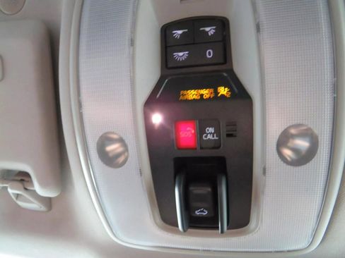 Used 2017 Volvo XC60 T6 Dynamic w/ Preferred Option Package image 23