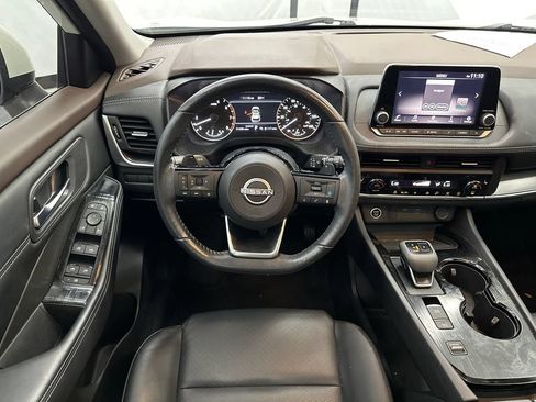 Used 2023 Nissan Rogue SV w/ SV Premium B Package FWD image 25