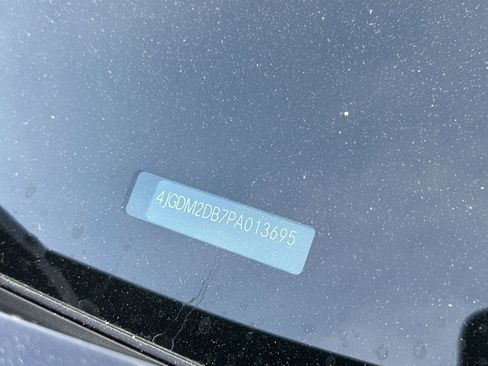 Certified 2023 Mercedes-Benz EQS 450+ SUV image 2