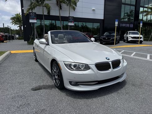 Used 2012 BMW 328i Convertible RWD image 7