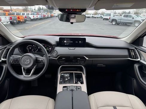 Used 2024 MAZDA CX-90 Plug-In Hybrid w/ Preferred image 10