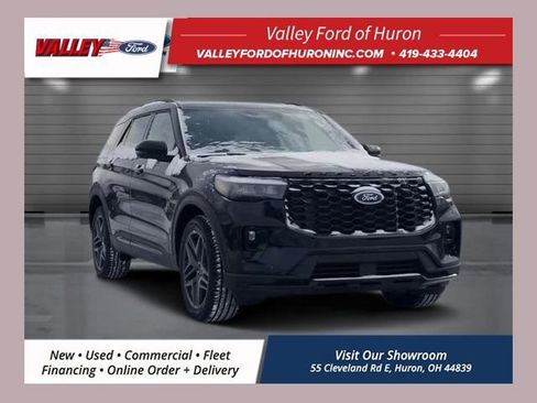 New 2026 Ford Explorer ST-Line w/ ST-Line Street Pack image 1