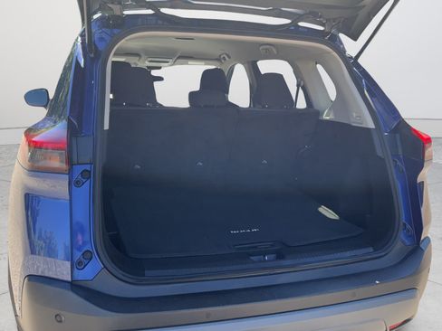Used 2023 Nissan Rogue SV AWD/4WD image 19