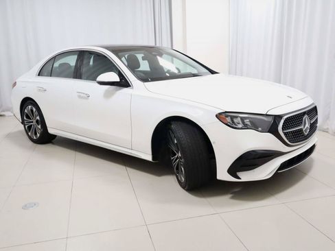Used 2025 Mercedes-Benz E 350 Sedan w/ Winter Package image 7