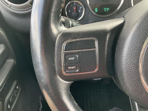 Used 2015 Jeep Wrangler Sport w/ Quick Order Package 24S AWD/4WD image 21