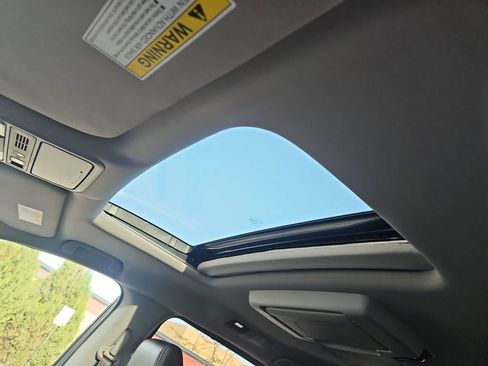 Used 2021 Honda Odyssey Touring image 21