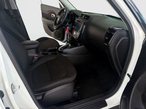 Used 2019 Kia Soul w/ Convenience Package FWD image 35