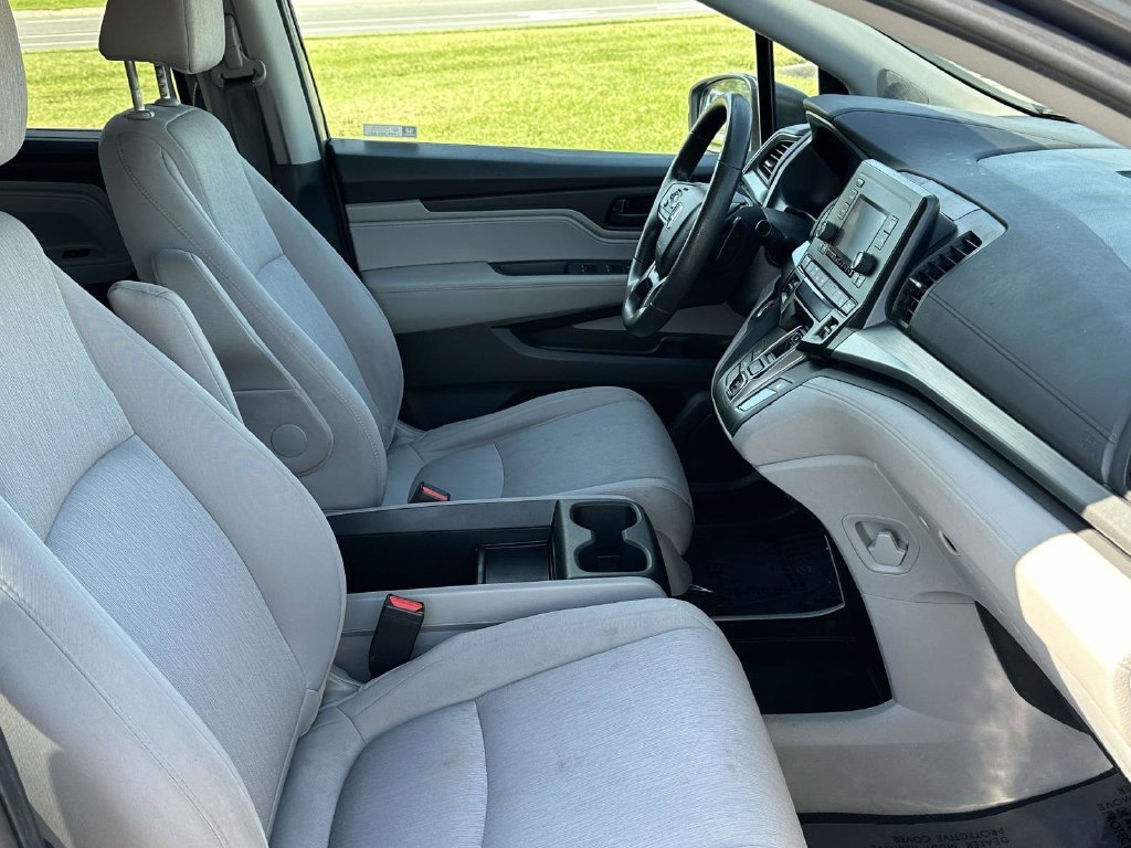 Used 2021 Honda Odyssey LX image 9