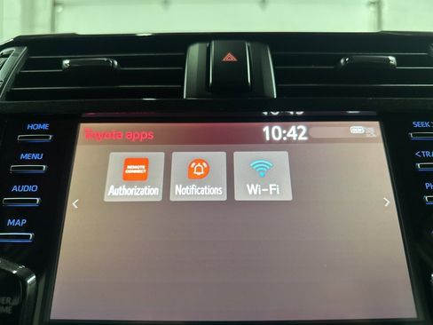 Used 2021 Toyota 4Runner TRD Off-Road image 31