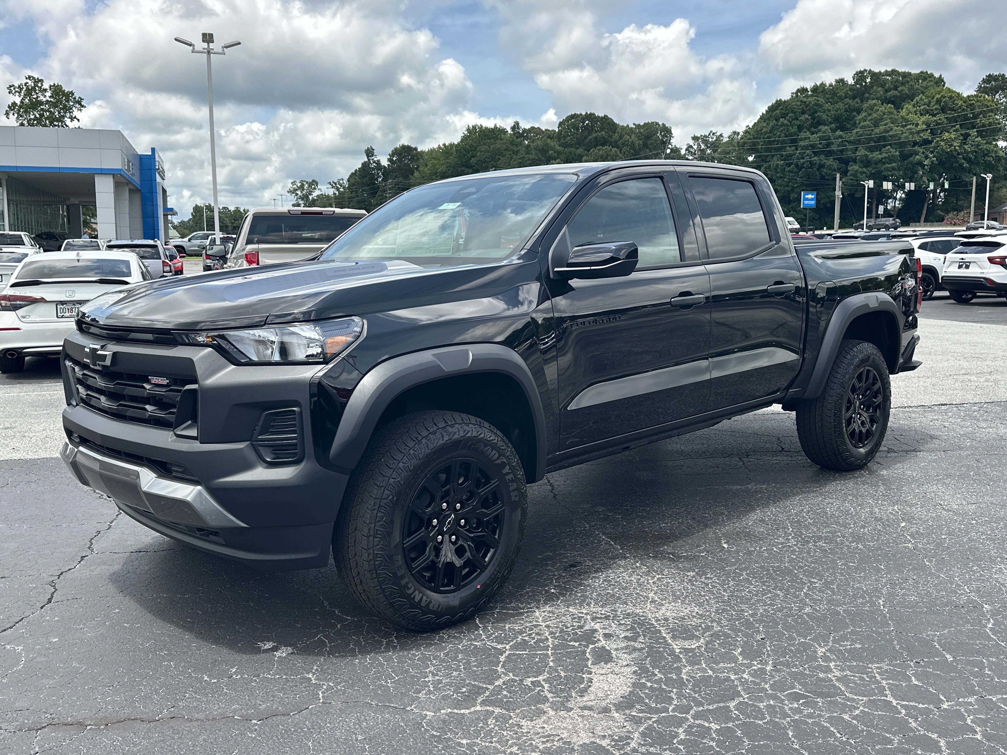 New 2026 Chevrolet Colorado Trail Boss AWD/4WD image 5