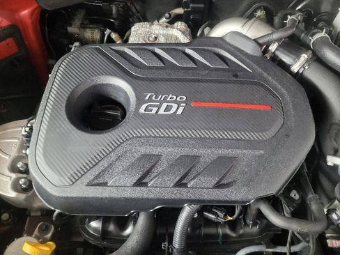 Used 2020 Hyundai Santa Fe Limited AWD/4WD image 30