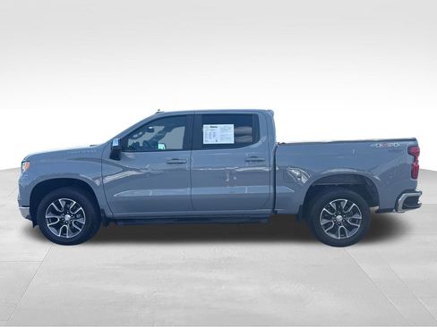 Used 2024 Chevrolet Silverado 1500 LT AWD/4WD image 2