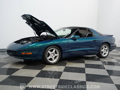 Used 1997 Pontiac Firebird Formula image 30
