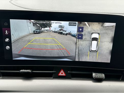 Used 2025 Kia Sportage SX FWD image 15