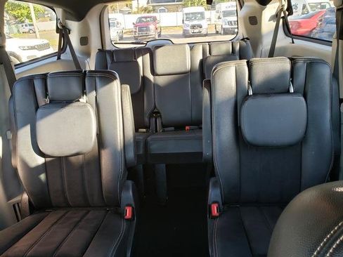 Used 2020 Dodge Grand Caravan SXT image 20