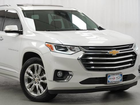 Used 2019 Chevrolet Traverse High Country w/ LPO, Floor Liner Package AWD/4WD image 8