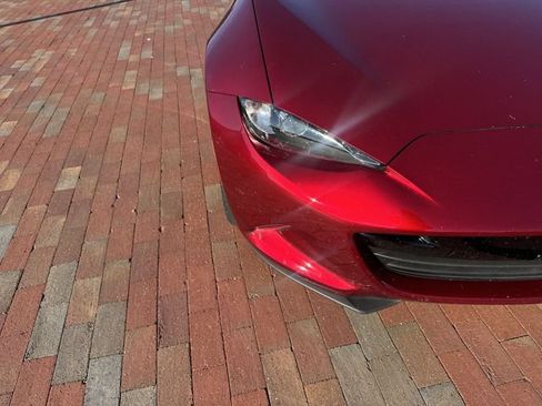 Used 2023 MAZDA MX-5 Miata Grand Touring RWD image 21