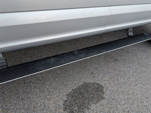 Used 2019 Ford F150 Platinum w/ Equipment Group 701A Luxury image 30