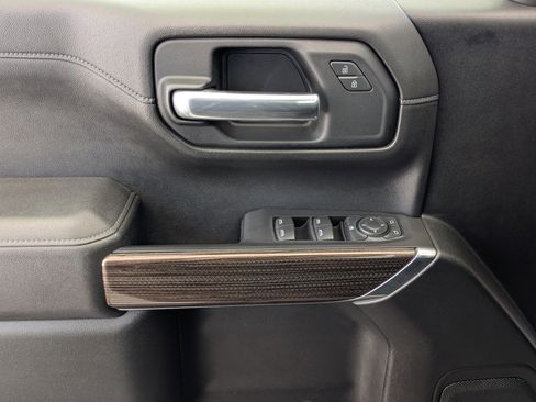 Used 2021 Chevrolet Silverado 1500 RST image 15