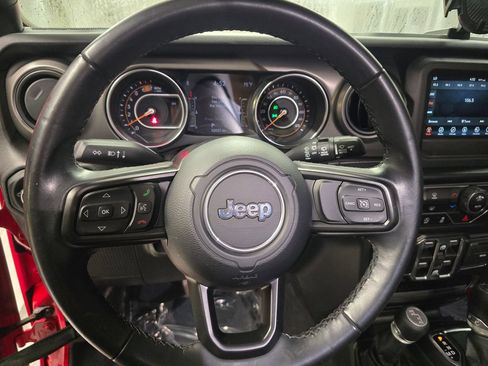Used 2021 Jeep Wrangler Unlimited Sport AWD/4WD image 18