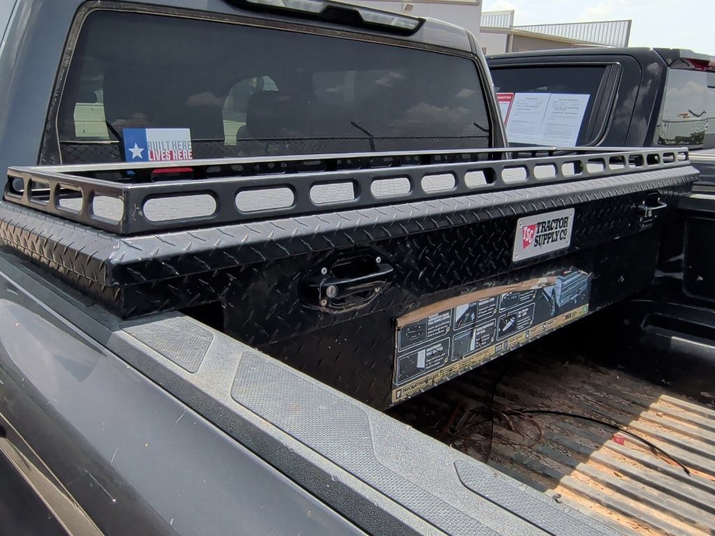 Used 2023 Toyota Tundra SR5 AWD/4WD image 9
