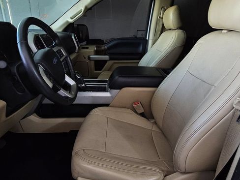 Used 2017 Ford F150 Lariat w/ Equipment Group 502A Luxury AWD/4WD image 15