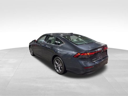 Used 2023 Honda Accord EX image 7