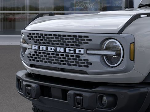 New 2026 Ford Bronco Badlands AWD/4WD image 19