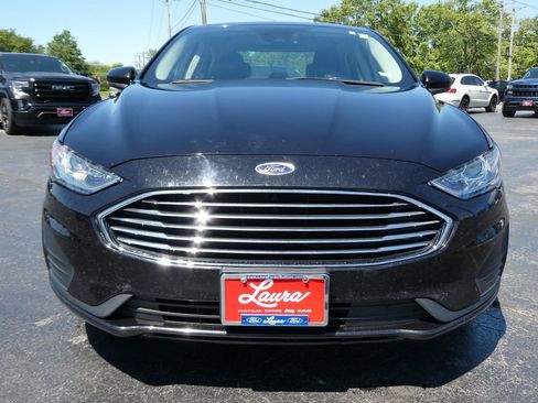 Used 2020 Ford Fusion SE FWD image 9