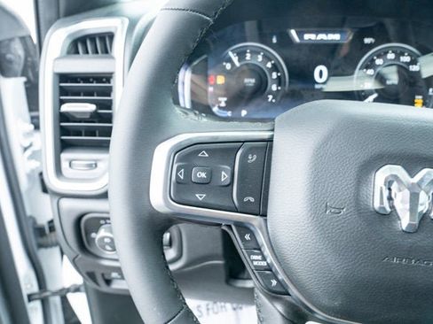New 2026 RAM 1500 Big Horn AWD/4WD image 24