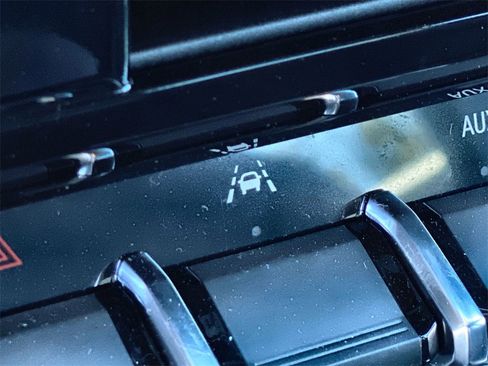 New 2025 GMC Canyon AT4 w/ AT4 Premium Package image 20