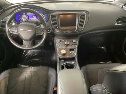 Used 2016 Chrysler 200 S w/ Comfort Group image 12