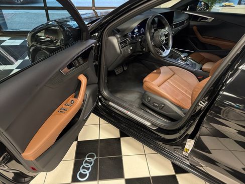Used 2020 Audi A4 2.0T Prestige image 12