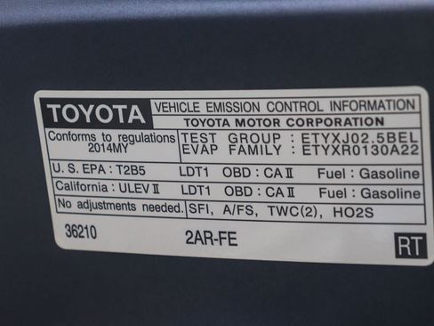 Used 2014 Toyota RAV4 LE FWD image 28