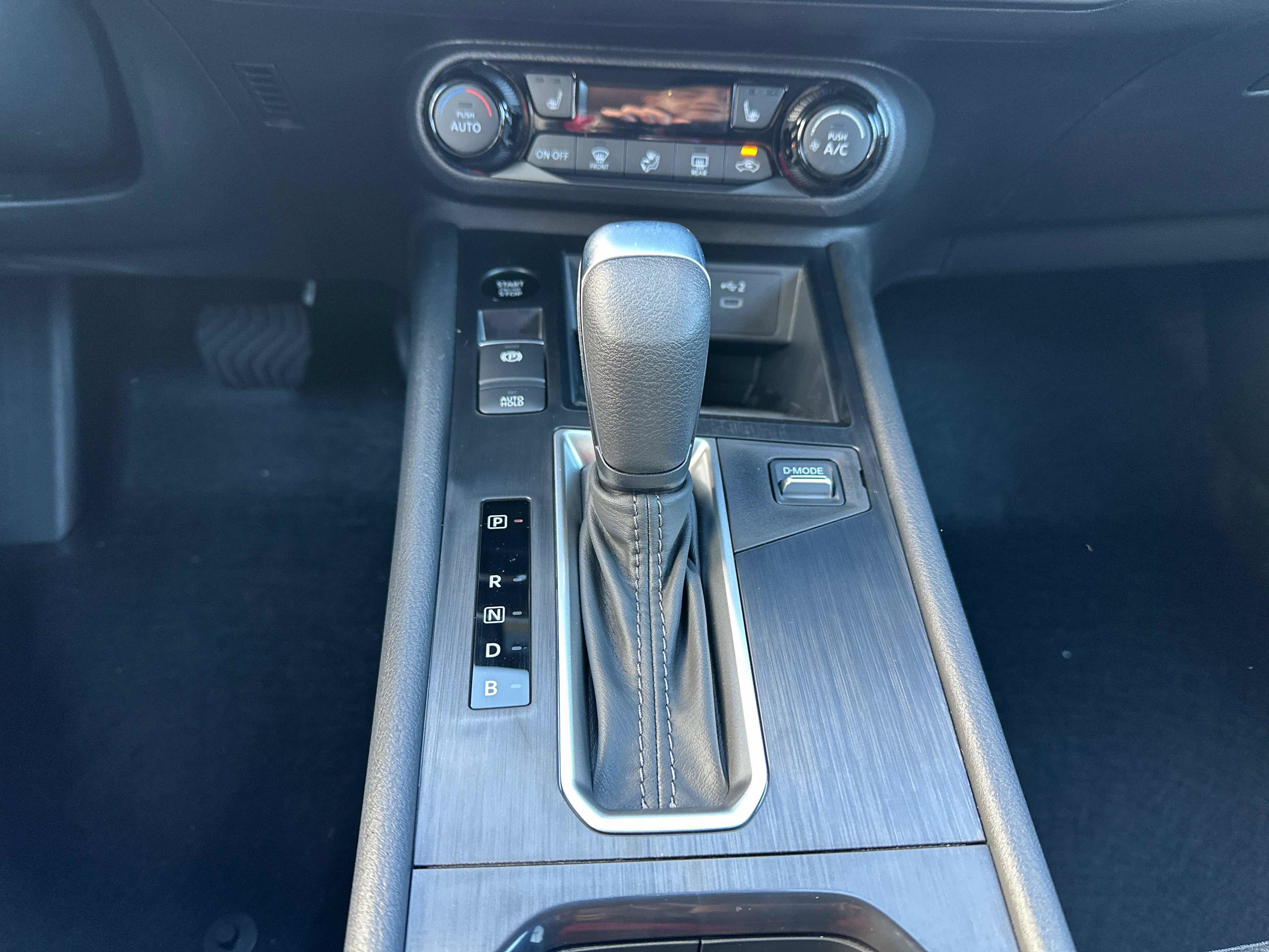 New 2027 Nissan Kicks SV AWD/4WD image 31