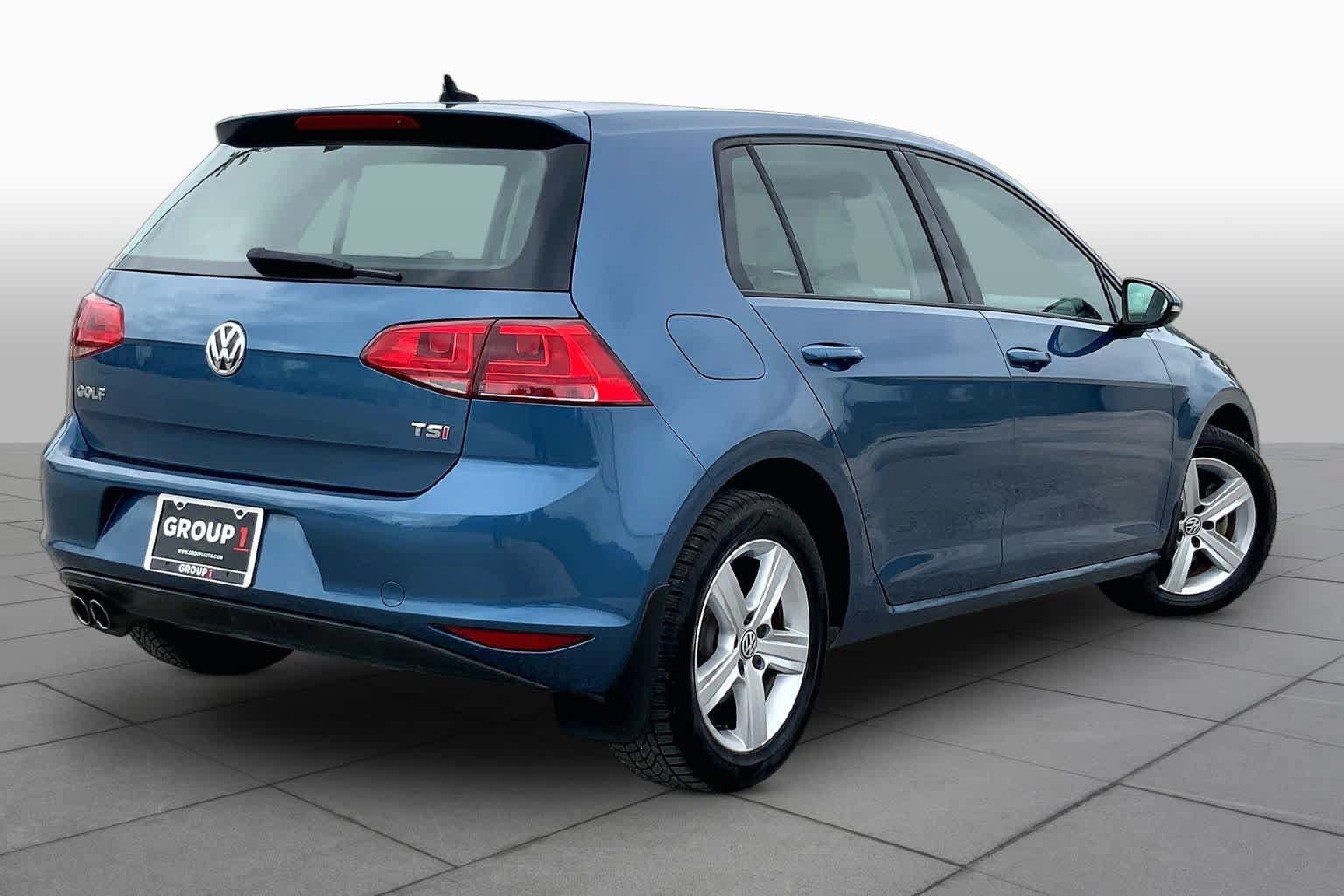 Used 2017 Volkswagen Golf Wolfsburg Edition FWD image 13