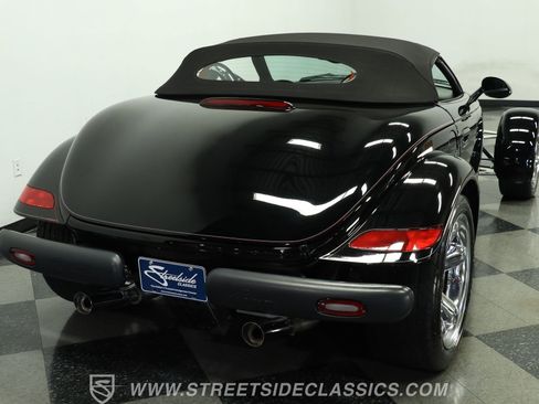 Used 2000 Plymouth Prowler image 9