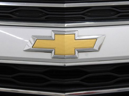 Used 2016 Chevrolet Equinox LT w/ Convenience Package image 27